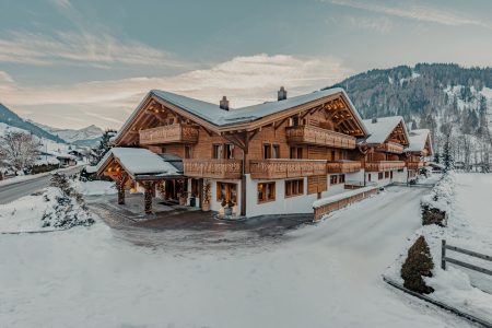 aUltima-Collection-Gstaad-Exterior-13z-4454